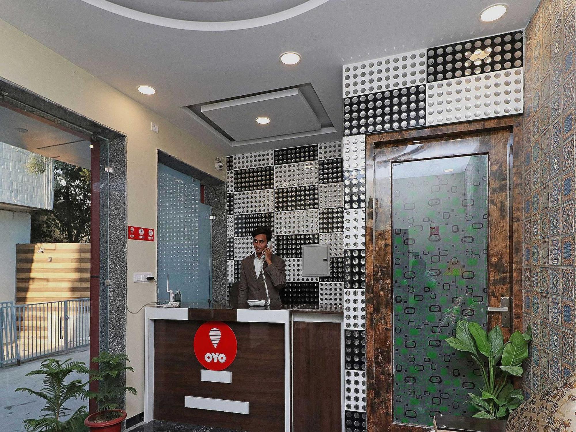 Hotel O Cloud Neu-Delhi Exterior foto