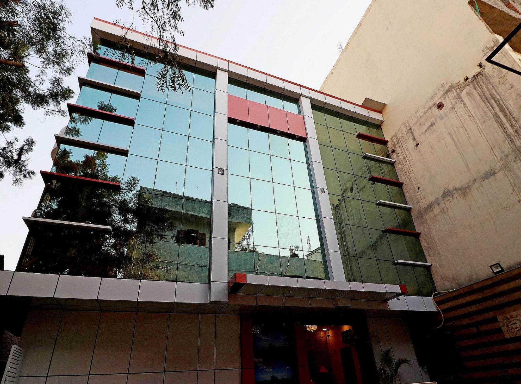 Hotel O Cloud Neu-Delhi Exterior foto