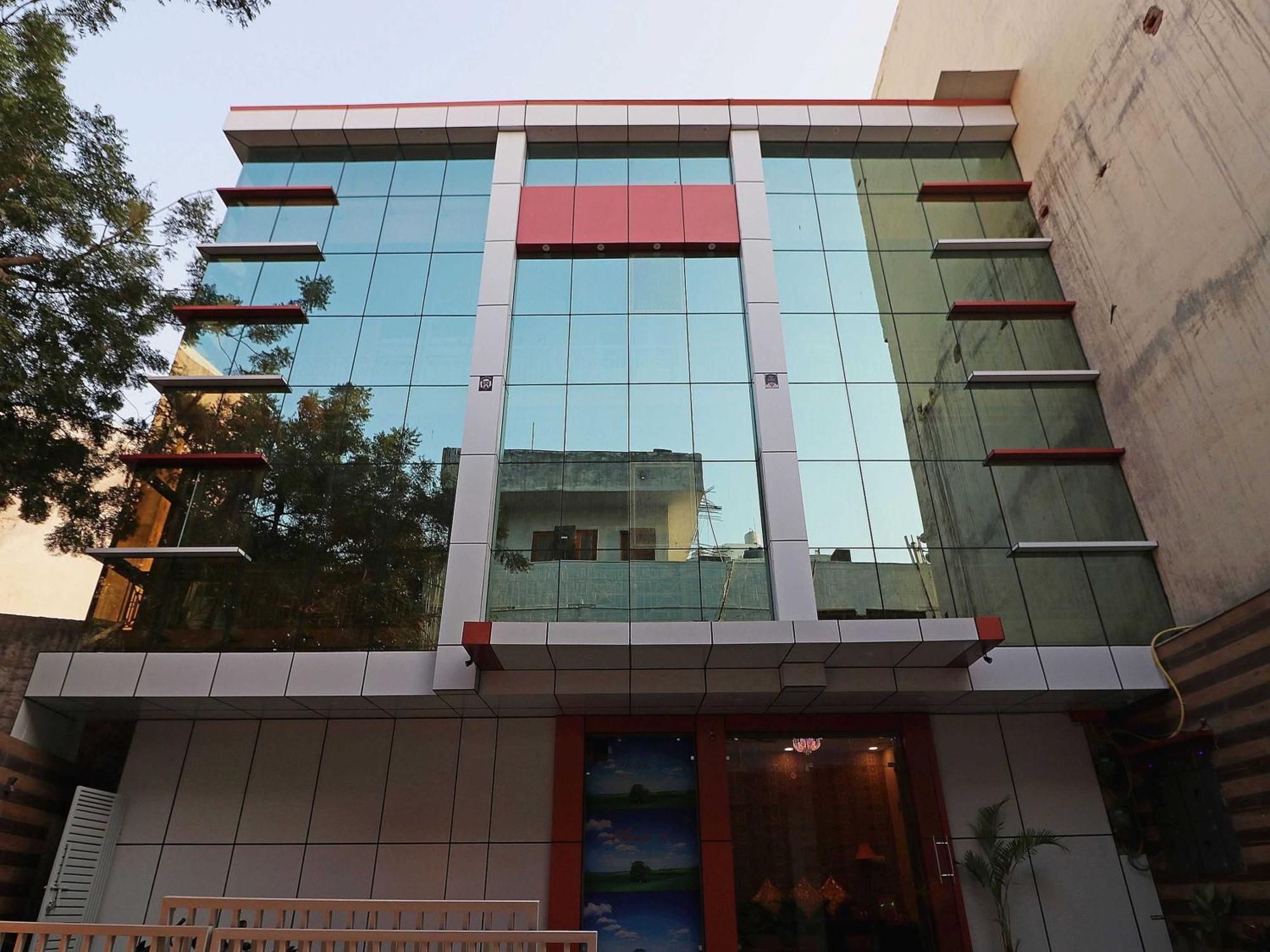 Hotel O Cloud Neu-Delhi Exterior foto